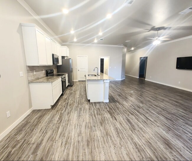 Photo - PRE-LEASING for AUGUST - 4 Bedroom in Upland Crossing