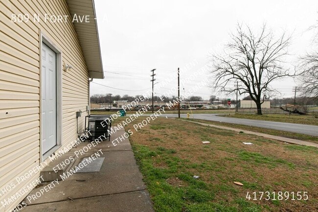 Photo - 809 N Fort Ave