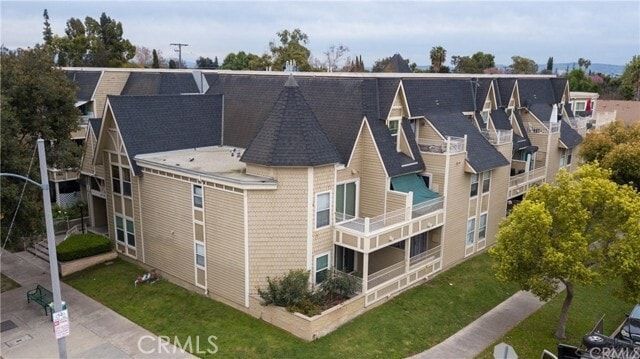 Building Photo - 300 E Chestnut Ave Unit 301 Rental