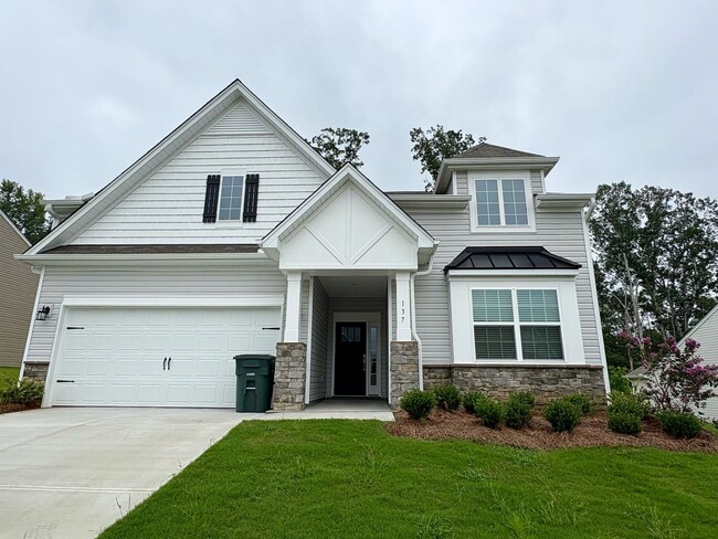 Photo - 137 Somerset Ln
