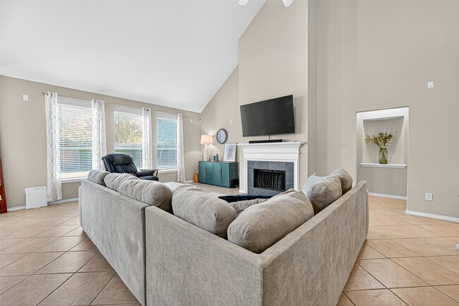 Photo - 6019 Gablestone Ln