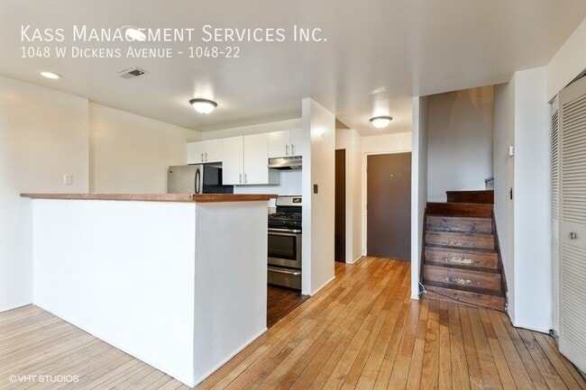 Photo - 1048 W Dickens Ave Apartment Unit 1048-22