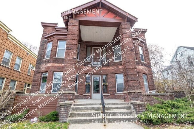 Building Photo - 612 Michigan St NE Unit 2 Rental