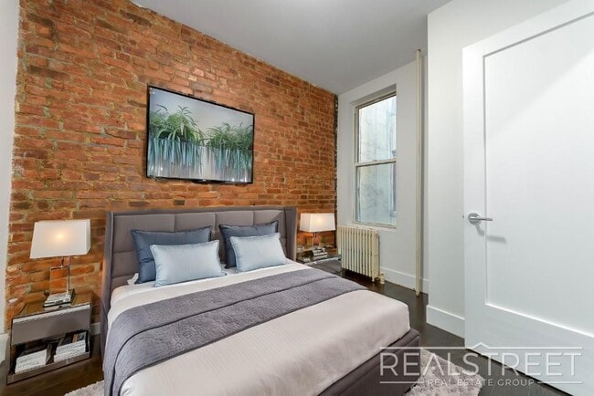 Photo - New 3 BED 1.5 Bath in Bed Stuy! Unit 2R