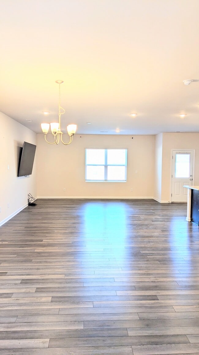 Photo - 124 Bison Park Dr