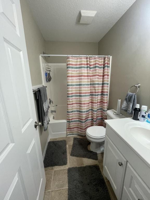 Photo - 104 W 7th St