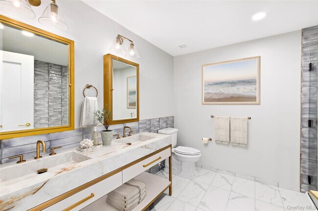 Photo - 695 Merrick Ave Unidad 345