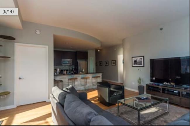 303 W Ohio St Unit Silver Tower
