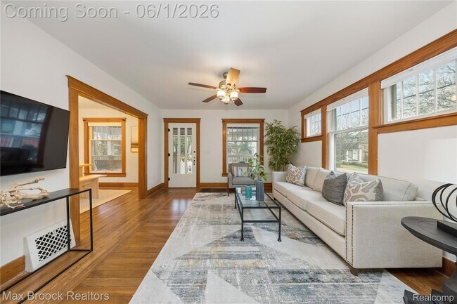 Photo - 436 Park St