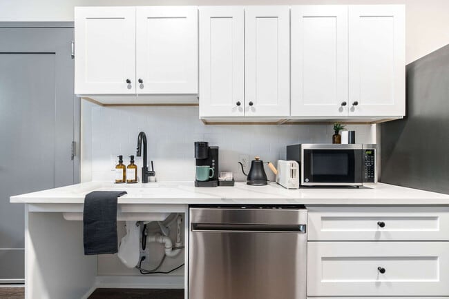 Photo - 520 Martin Luther King Jr Blvd Unit ID1356313P