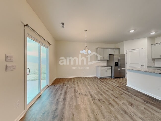 Photo - 416 Bryson Blvd