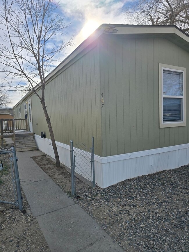 Building Photo - 3 Bed 2 Bath Mobile Home