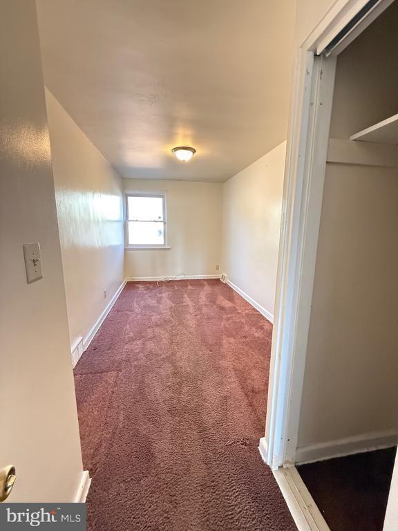 Photo - 637 Hamilton St