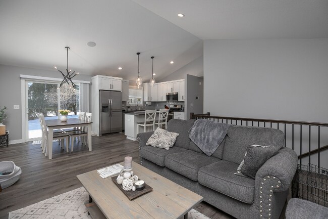 Photo - 3634 18th St SE