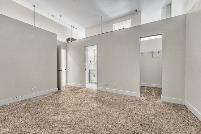 Photo - $1,550.00, 1 bed1 bath Updated Condo locat... Unit 205