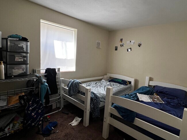 Photo - 315 Revere St Unidad 15