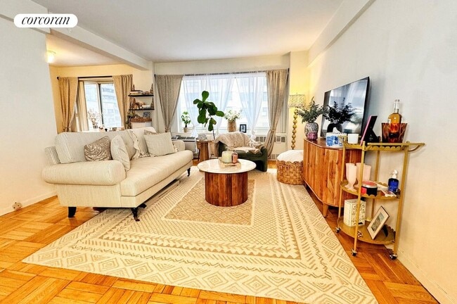 Photo - 249 E 48th St Condo