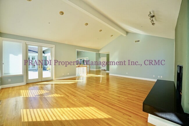 Photo - Exclusive Home in Gated Community!