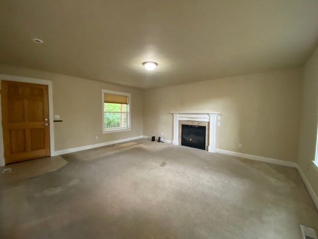 Photo - 3 Bedroom Home for Rent in Hood River