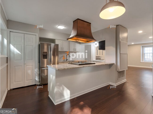 Photo - 3083 Colonial Way Unidad C