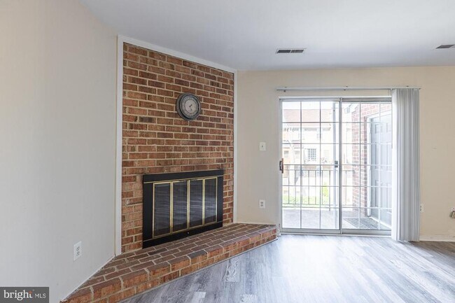 Photo - 929 S Rolfe St