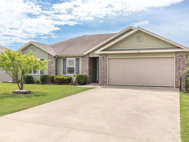 Welcome to your future home in Hollister, ... - Welcome to your future home in Hollister, ...