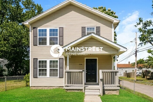 Building Photo - 3 Bedroom Pet-Friendly Home in Louisville, KY with Main Street Renewal