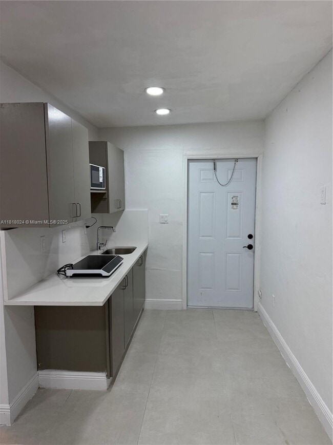 Photo - 4711 SW 27th St Apartment Unit A