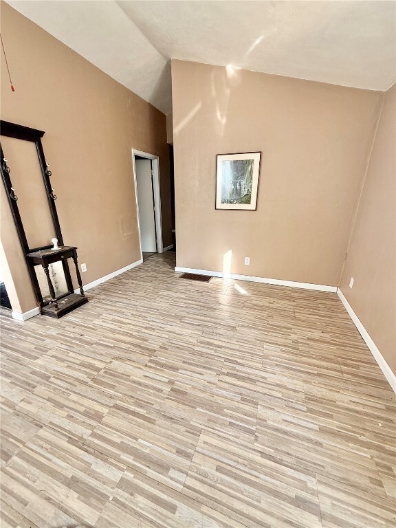 Photo - 400 N 1st St