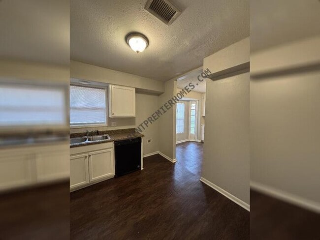 Photo - 2607 Elkhart Dr