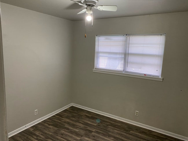 Photo - 211 N Avenue T