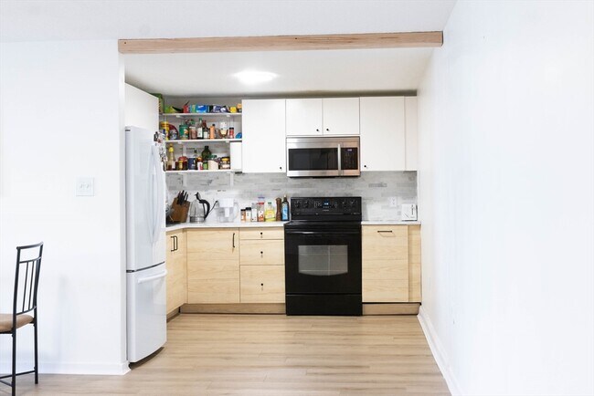 Photo - 500 Salem St Unit 706