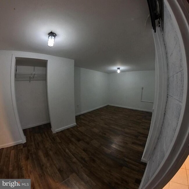 Photo - 2620 Taunton St