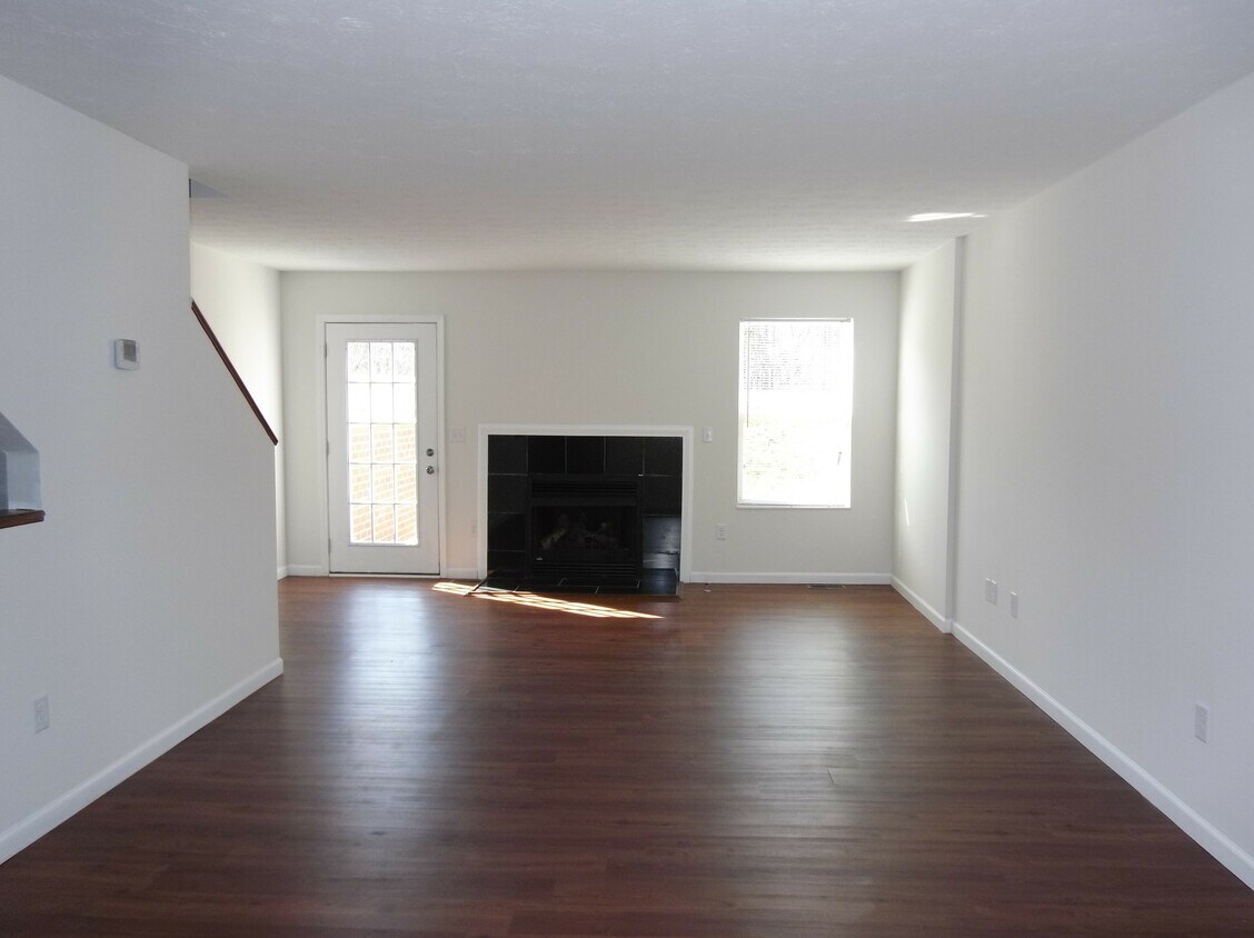 Photo - 4190 Otter Creek Dr (Amelia, OH)