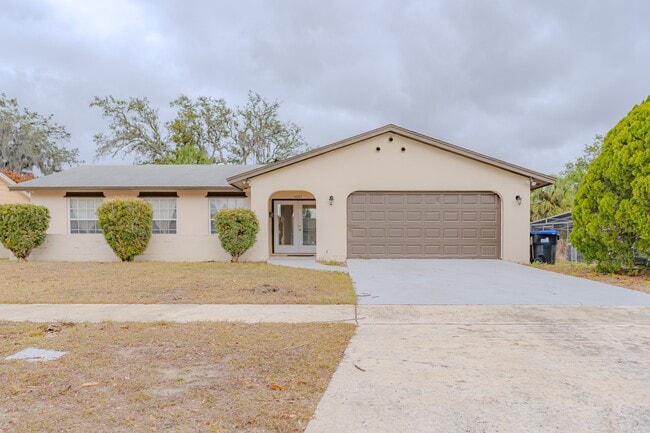 Building Photo - 6203 Tebbetts Dr