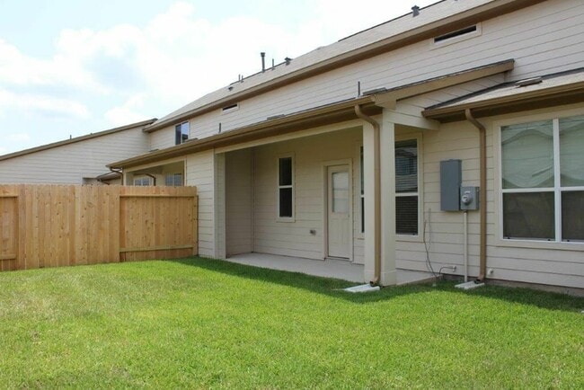 Building Photo - 12222 Dona Lane