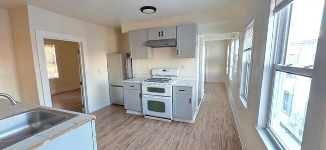 Photo - 18 Linden St Unidad 18