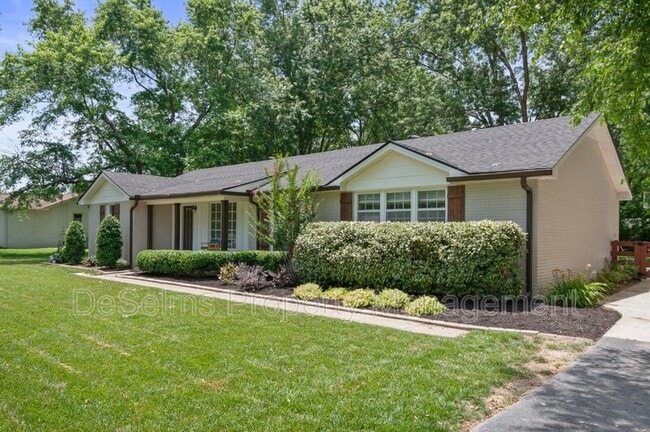Building Photo - 819 Chrisman Dr Rental