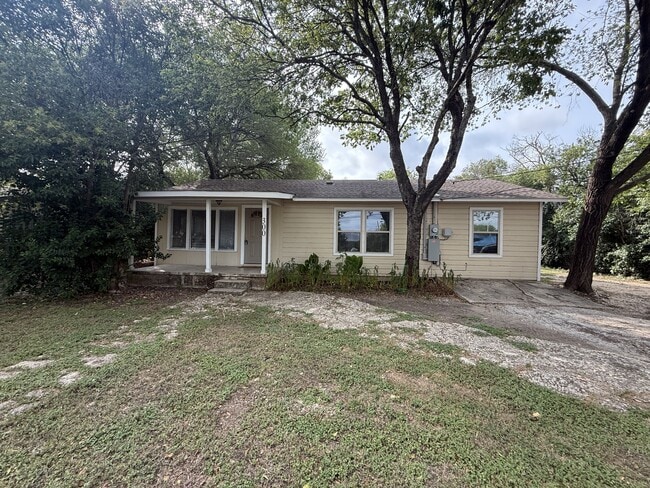 300 Mill St