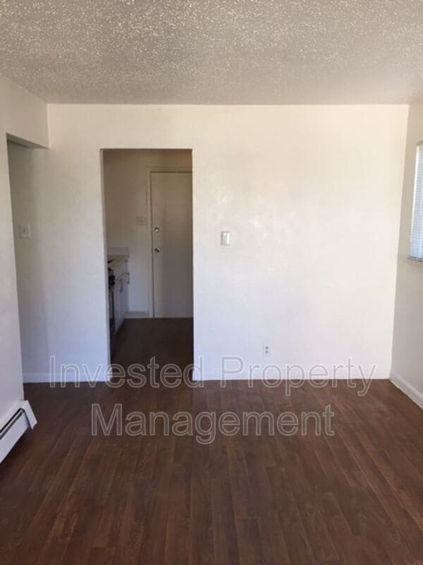 Photo - 3528 High St