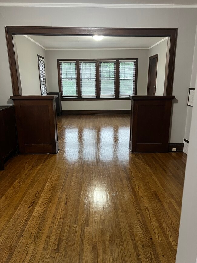 Building Photo - 1145 Raymond Ave Unit # 4