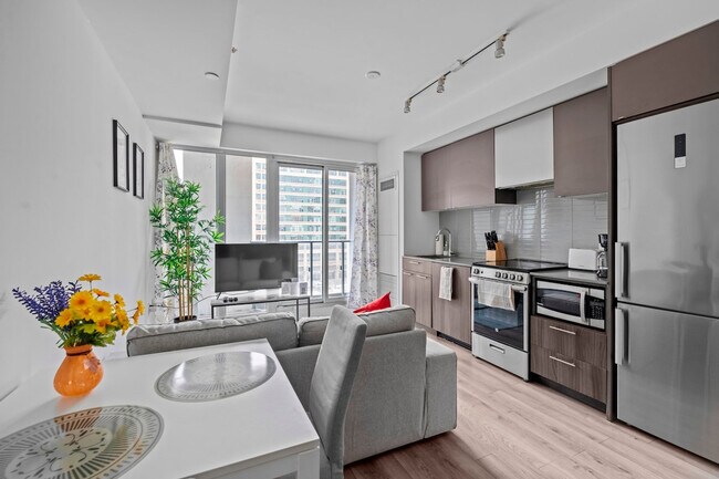 Photo - 251 Jarvis St Unit SI ID1540712P