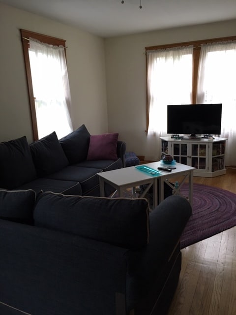 Photo - 381 Feura Bush Rd Unit B