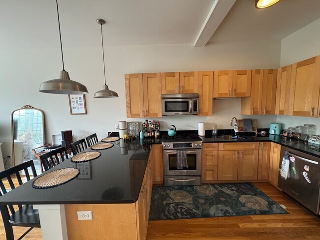 Photo - 80 Webster Ave Unit 3D