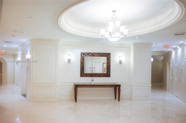 Photo - 19900 E Country Club Dr Unit 318