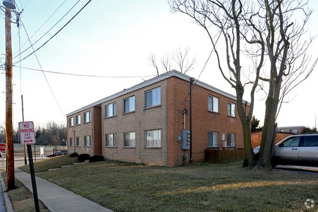 Photo - Olivette Terrace