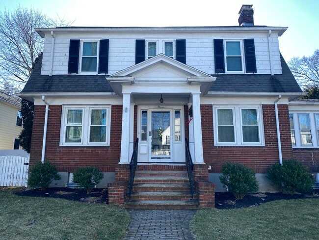 Photo - 11 Thompson Rd