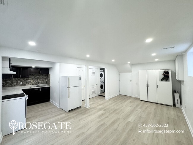 Photo - Cozy Studio Basement Apartment in Prime Brampton Location Unit 2