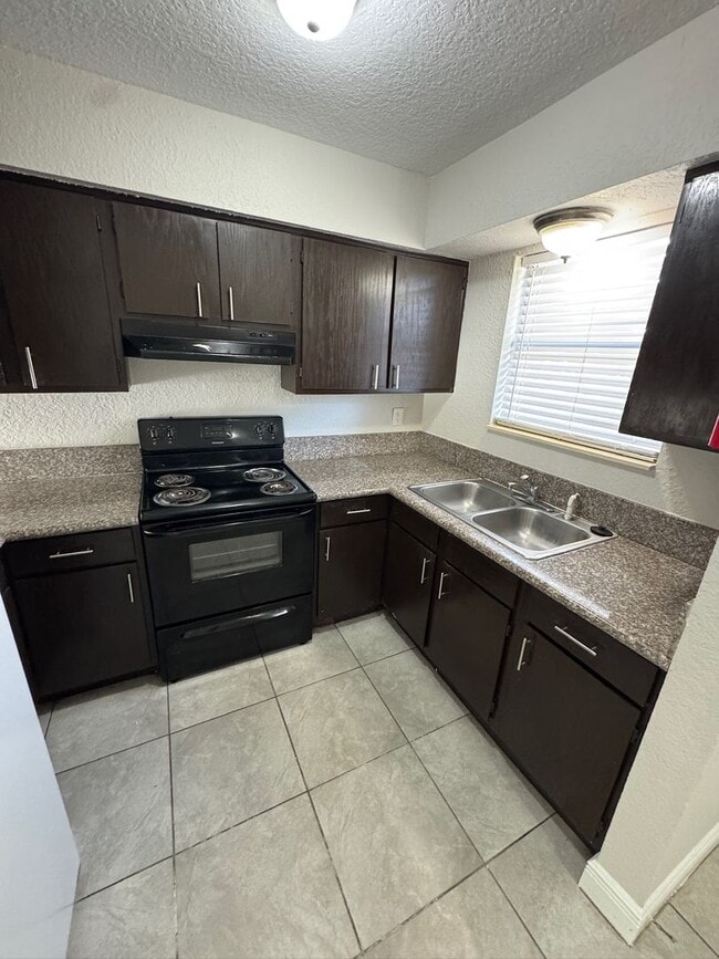 Photo - 1199 Bentley Rd Unidad 4