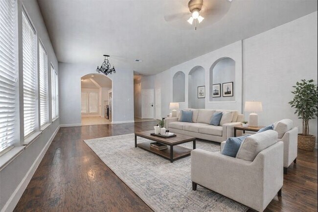 Photo - 7210 Chasegrove Ln